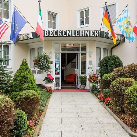 Boutique Hotel Beckenlehner อุนเทอร์ฮาคิง ภายนอก รูปภาพ