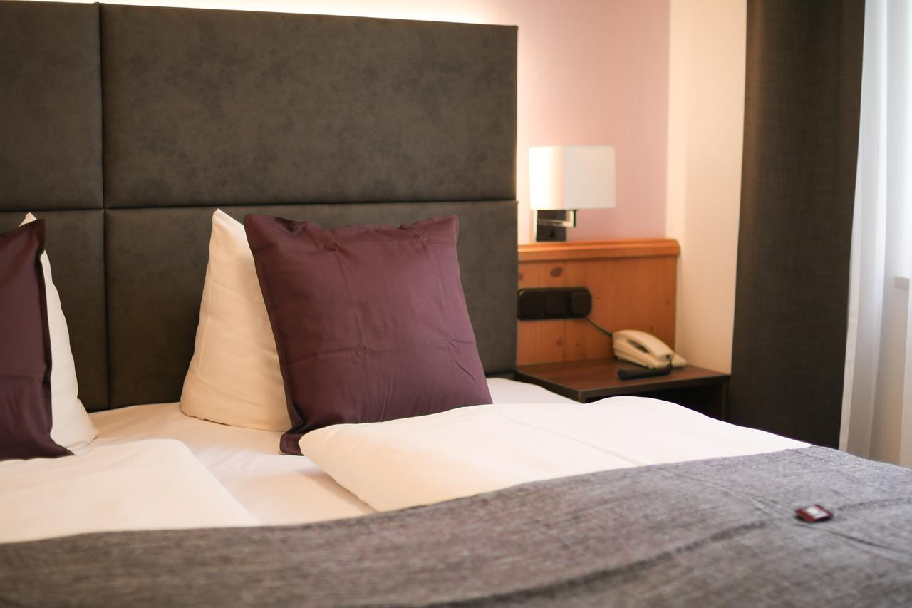 Boutique Hotel Beckenlehner อุนเทอร์ฮาคิง ภายนอก รูปภาพ