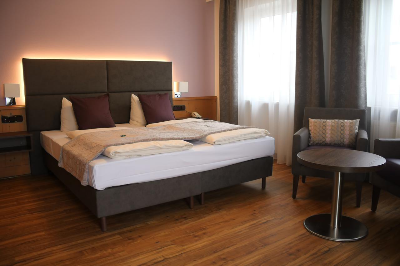 Boutique Hotel Beckenlehner อุนเทอร์ฮาคิง ภายนอก รูปภาพ
