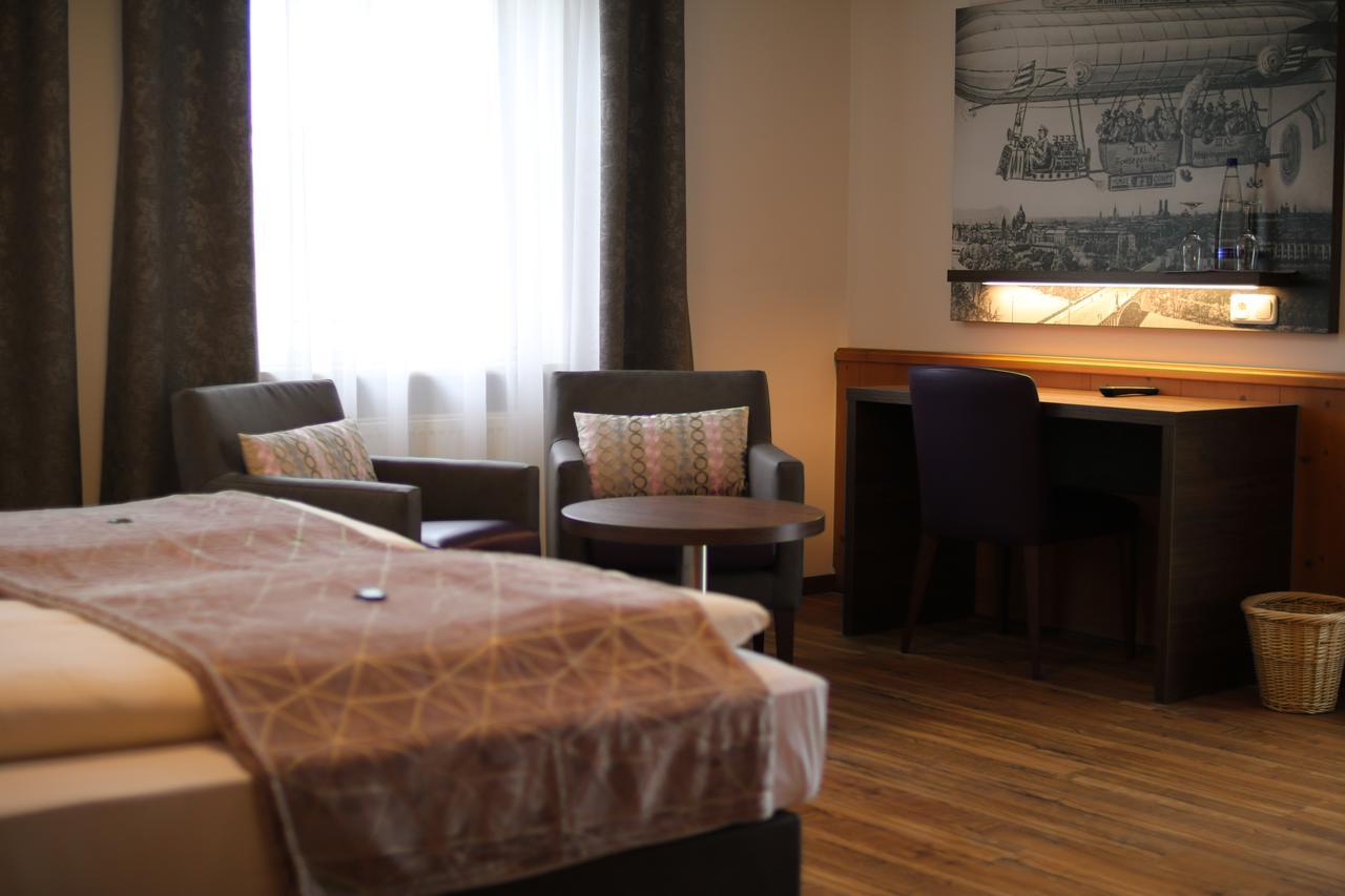 Boutique Hotel Beckenlehner อุนเทอร์ฮาคิง ภายนอก รูปภาพ